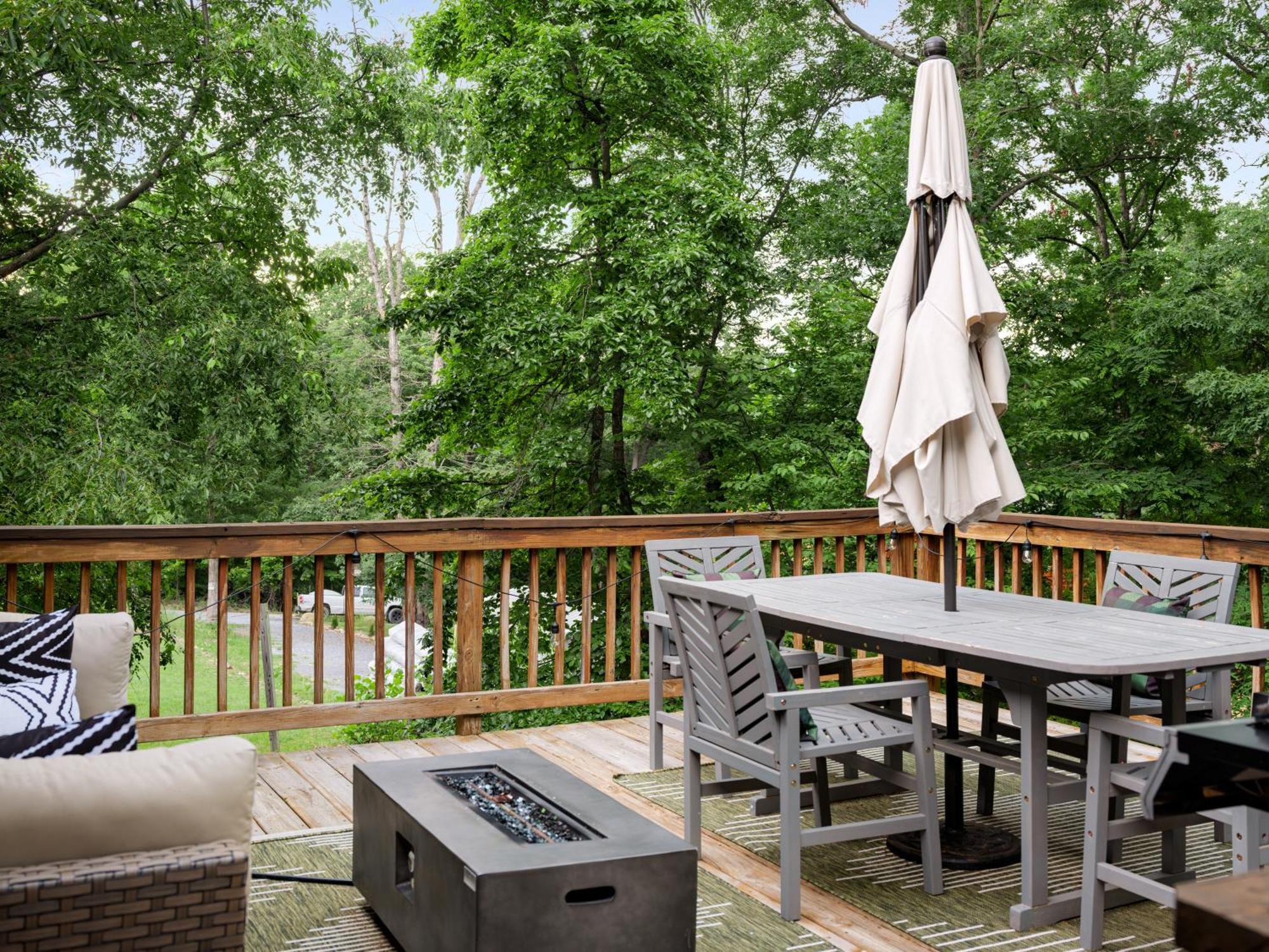 Shenandoah Dog Friendly Cabin With River Access, Hot Tub, Fire Pit, Bbq, Outdoor Dining Exterior foto